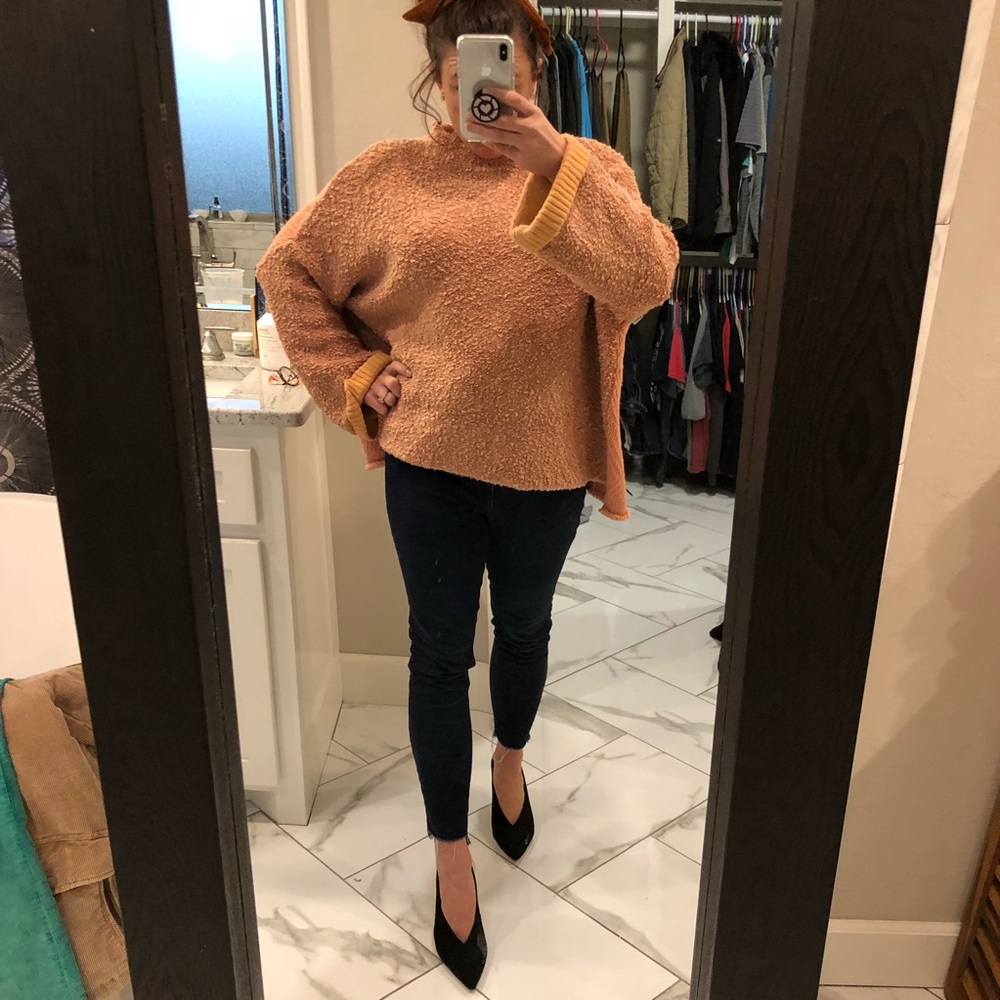 FREE PEOPLE SWEATER - Picture 7 of 8